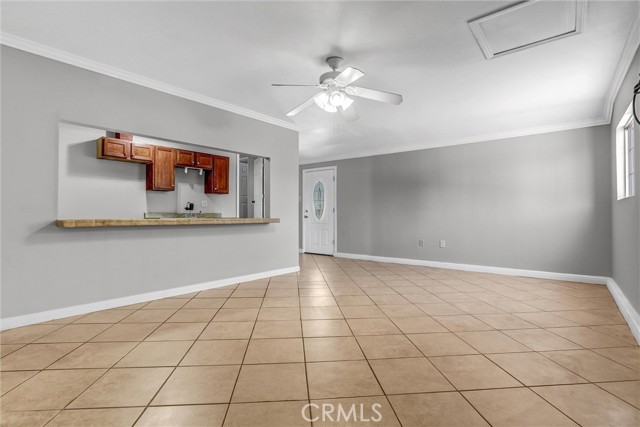 7836 Hanna Avenue, Canoga Park CA: https://media.crmls.org/medias/ea5efce4-05b9-429d-9ef6-5303bcd83dcd.jpg