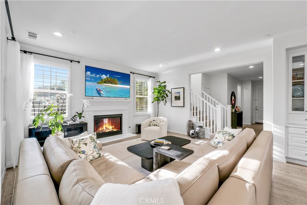 Ea5f849b E103 475f A19b Facfb12aa9b4