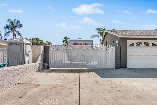 Detail Gallery Image 36 of 38 For 844 W Francis St, Corona,  CA 92882 - 4 Beds | 2 Baths