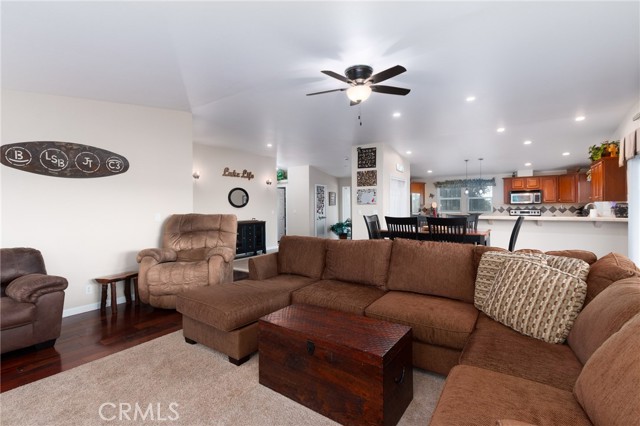 Detail Gallery Image 13 of 75 For 5550 Las Tablas Bay Dr, Paso Robles,  CA 93446 - 4 Beds | 3 Baths