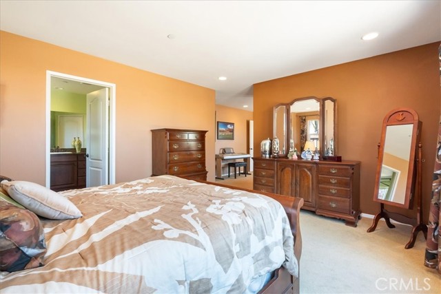 Detail Gallery Image 24 of 56 For 287 Tom Mcguinness Jr. Cir, Fallbrook,  CA 92028 - 4 Beds | 2/1 Baths