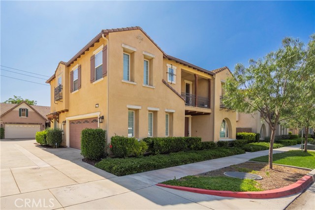 Detail Gallery Image 3 of 54 For 16039 Begonia Ave, Chino,  CA 91708 - 4 Beds | 3 Baths