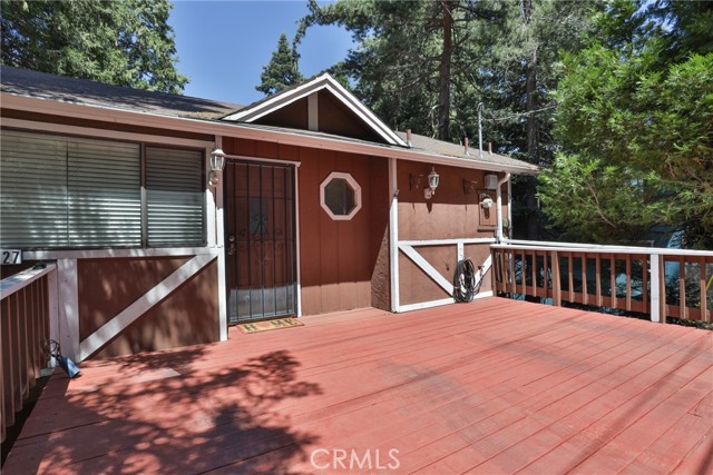 Detail Gallery Image 1 of 46 For 1027 Nesthorn Dr, Crestline,  CA 92325 - 3 Beds | 1/2 Baths