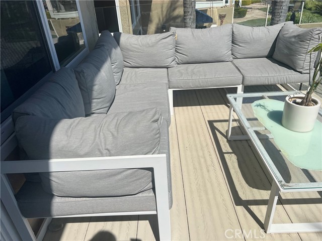 87 Palm Beach Court, Dana Point CA: https://media.crmls.org/medias/ea628000-e076-4b6a-8273-56f12ee166ae.jpg