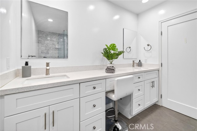 Detail Gallery Image 17 of 37 For 22647 Clarendon St, Woodland Hills,  CA 91367 - 3 Beds | 2 Baths