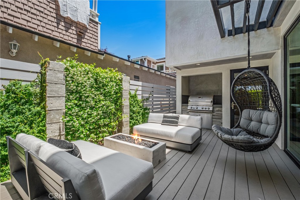 Ea64388a E663 463e A7ee E9ee3937dd66