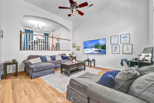 Detail Gallery Image 3 of 45 For 4440 Owens St #104,  Corona,  CA 92883 - 3 Beds | 2/1 Baths