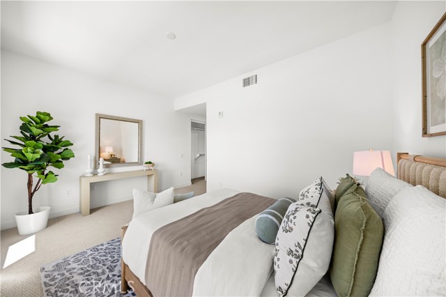 Detail Gallery Image 25 of 38 For 1301 Rivington, Irvine,  CA 92612 - 2 Beds | 2/1 Baths