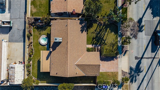 9657 Palmetto Avenue, Fontana, California 92335, 3 Bedrooms Bedrooms, ,2 BathroomsBathrooms,Single Family Residence,For Sale,Palmetto,CV25014650