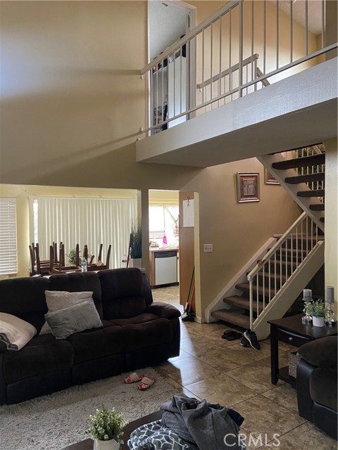 Image 2 for 110 Oaktree Dr, Perris, CA 92571