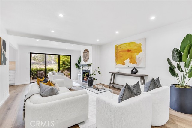 Detail Gallery Image 5 of 46 For 27061 Mill Pond Rd #40,  Dana Point,  CA 92624 - 2 Beds | 2/1 Baths