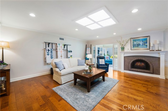 5185 Duenas, Laguna Woods CA: https://media.crmls.org/medias/ea66aae9-b0b9-422e-967d-d2e1cf92a60c.jpg