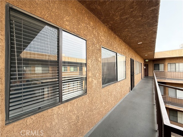 Detail Gallery Image 22 of 31 For 424 S Westmoreland Ave #306,  Los Angeles,  CA 90020 - 2 Beds | 2 Baths