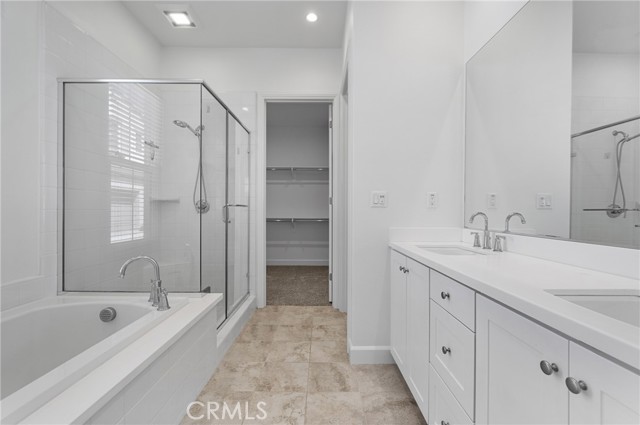 Detail Gallery Image 14 of 32 For 82 Meander St, Irvine,  CA 92620 - 4 Beds | 3/1 Baths