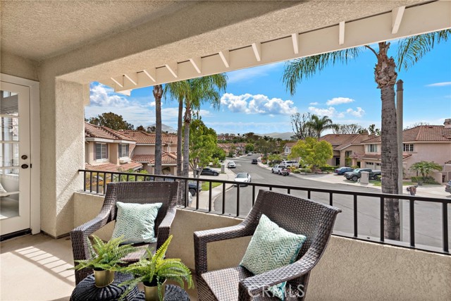 3 Sepulveda, Rancho Santa Margarita CA: https://media.crmls.org/medias/ea686a54-e490-4f5f-96e0-ea16b59409dc.jpg