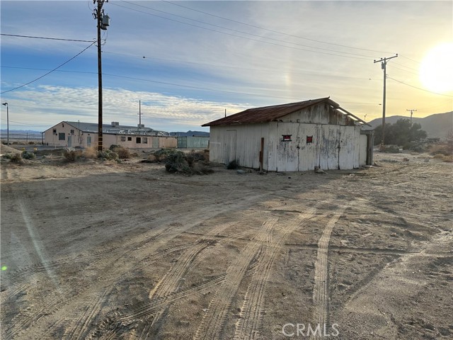Detail Gallery Image 2 of 7 For 13047 Alameda St, Trona,  CA 93562 - – Beds | – Baths