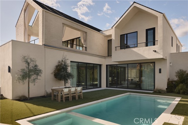 Detail Gallery Image 19 of 46 For 5004 Enfield, Encino,  CA 91316 - 5 Beds | 6 Baths