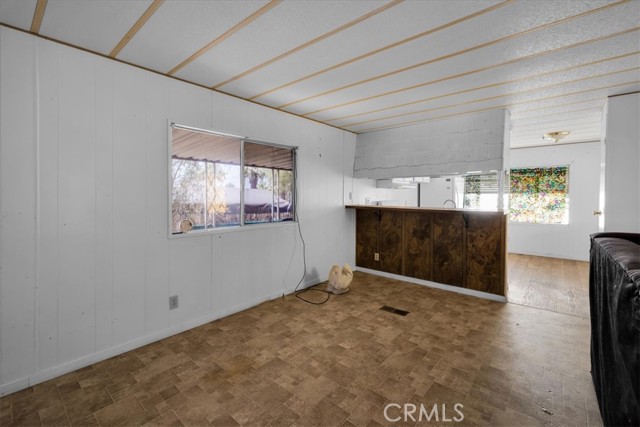 Detail Gallery Image 5 of 18 For 17850 Corkill Rd, Desert Hot Springs,  CA 92241 - 2 Beds | 1 Baths