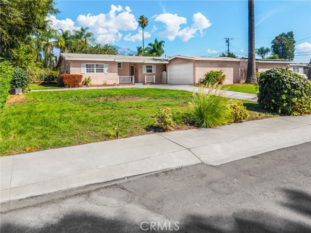 Detail Gallery Image 3 of 27 For 741 E Hawthorne St, Ontario,  CA 91764 - 3 Beds | 2 Baths