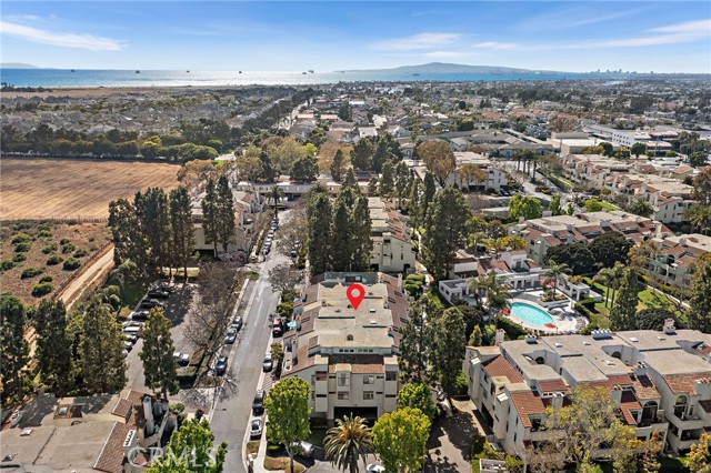 5145 Tortuga Drive, Huntington Beach CA: https://media.crmls.org/medias/ea6c32dc-6aed-4193-814e-4550f0d3197b.jpg