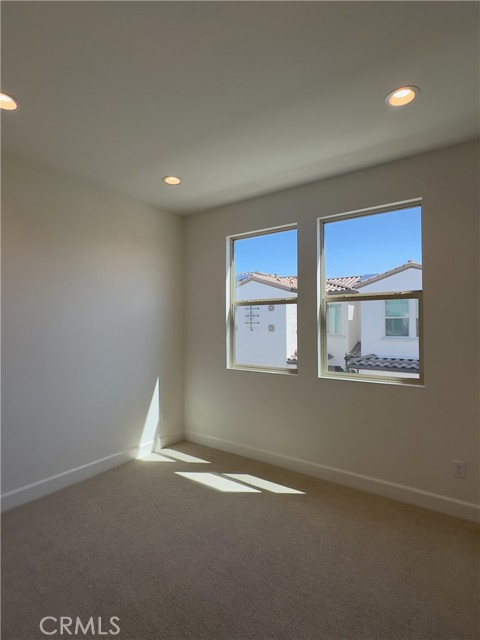 Detail Gallery Image 18 of 41 For 17532 Cameron Ln, Huntington Beach,  CA 92647 - 3 Beds | 2/1 Baths