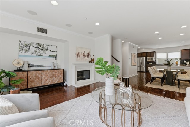 Detail Gallery Image 9 of 58 For 1800 Oak Street #613,  Torrance,  CA 90501 - 3 Beds | 2/1 Baths