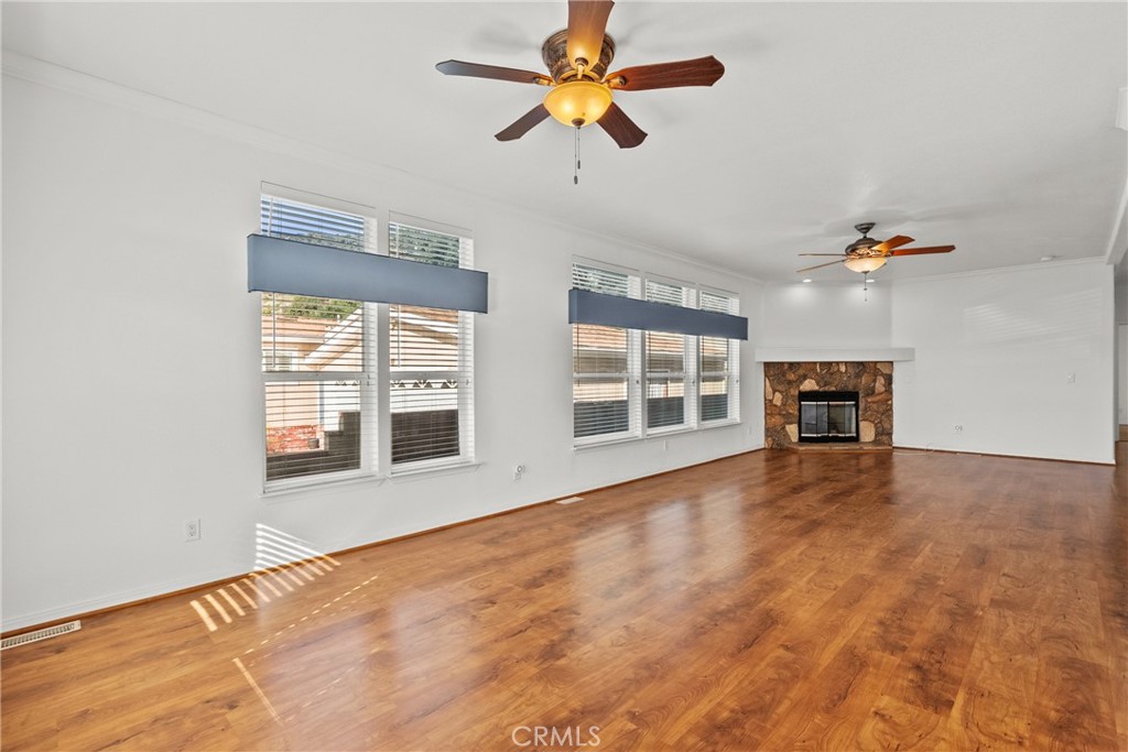 MLS #SR25263656 image #13