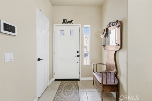 Detail Gallery Image 4 of 40 For 32661 Clearvail Dr, Temecula,  CA 92592 - 4 Beds | 2/1 Baths