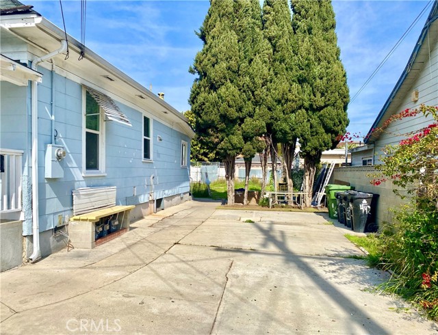 Detail Gallery Image 4 of 11 For 442 W Sepulveda St, San Pedro,  CA 90731 - 2 Beds | 1 Baths