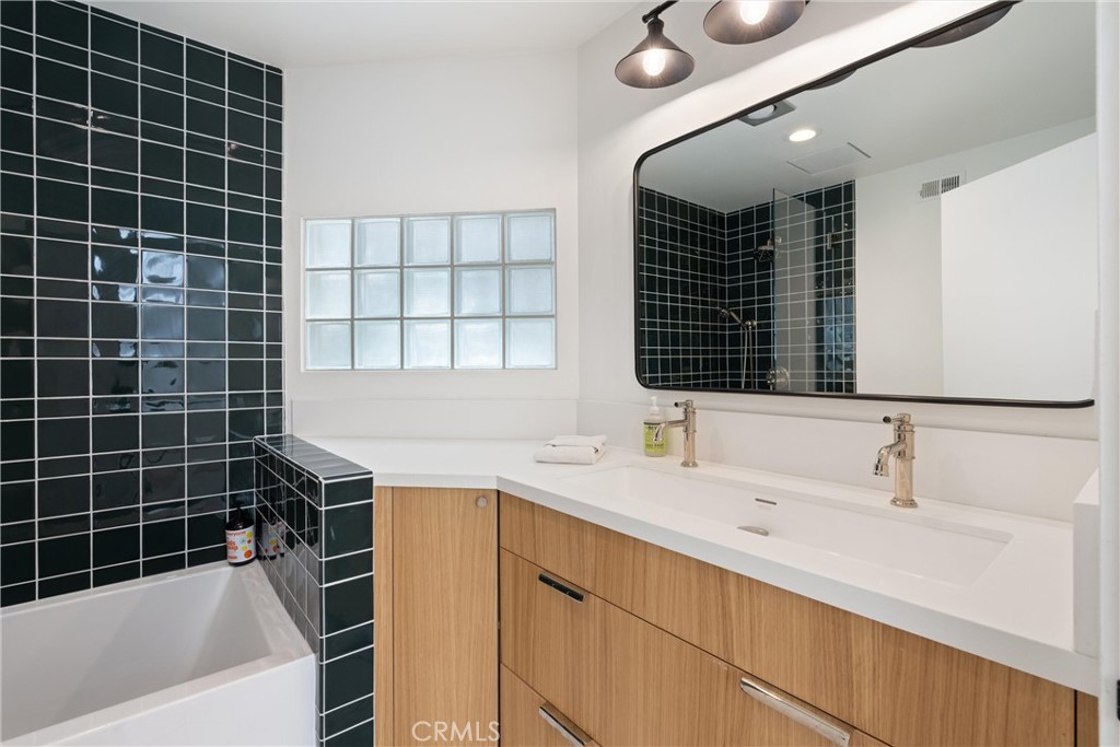 MLS #SB26187446 image #30