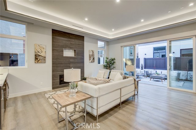 206 Juanita Avenue, Redondo Beach, California 90277, 4 Bedrooms Bedrooms, ,3 BathroomsBathrooms,Residential,Sold,Juanita,PV20030908