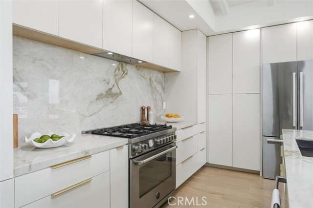 Detail Gallery Image 10 of 29 For 5519 Calle De Ricardo, Torrance,  CA 90505 - 4 Beds | 3 Baths