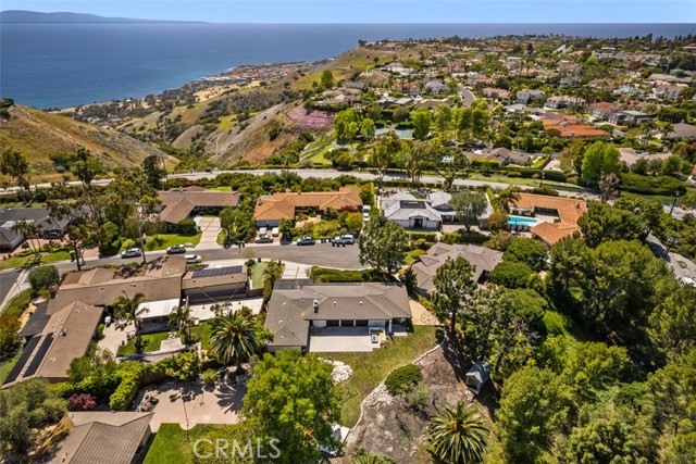 4 Oceanaire Drive, Rancho Palos Verdes, California 90275, 3 Bedrooms Bedrooms, ,3 BathroomsBathrooms,Residential,Sold,Oceanaire,SB22062456