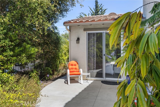 1960 Estrella Court, San Luis Obispo CA: https://media.crmls.org/medias/ea6fc8b0-6a09-417f-995c-c39dfc2ecfda.jpg