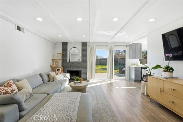 Detail Gallery Image 5 of 46 For 41428 50th, Lancaster,  CA 93536 - 3 Beds | 2 Baths