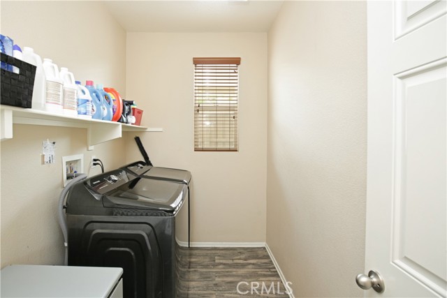 Detail Gallery Image 12 of 42 For 34325 Blossoms Dr, Lake Elsinore,  CA 92532 - 4 Beds | 2/1 Baths