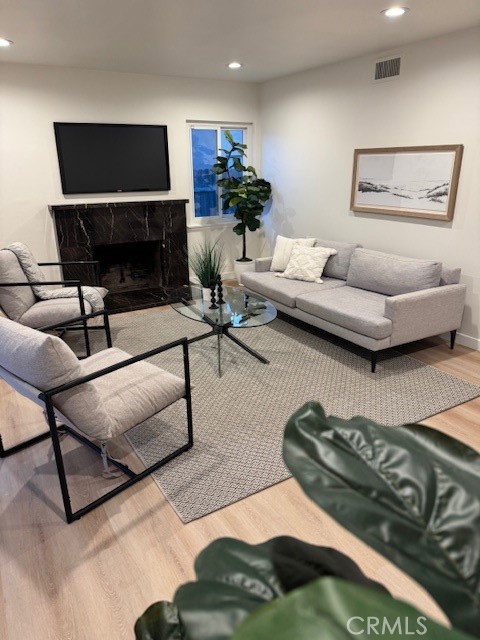 Detail Gallery Image 14 of 44 For 716 Lyford Dr, La Verne,  CA 91750 - 3 Beds | 2 Baths