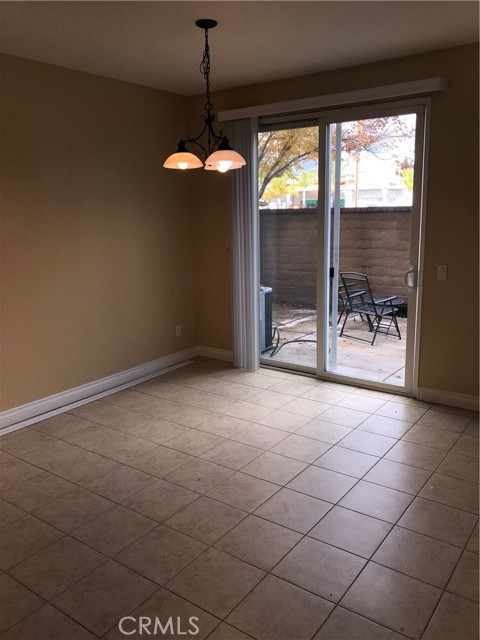 Detail Gallery Image 12 of 44 For 25056 Driftoak, Murrieta,  CA 92562 - 3 Beds | 2/1 Baths