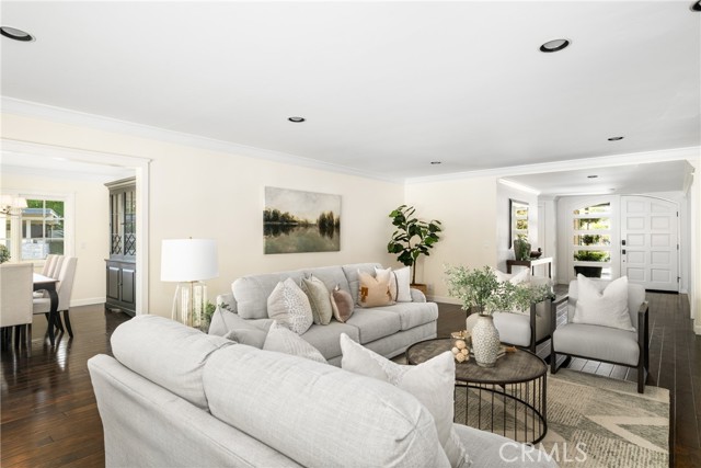 Detail Gallery Image 16 of 71 For 18982 Newton Ave, North Tustin,  CA 92705 - 4 Beds | 2/2 Baths