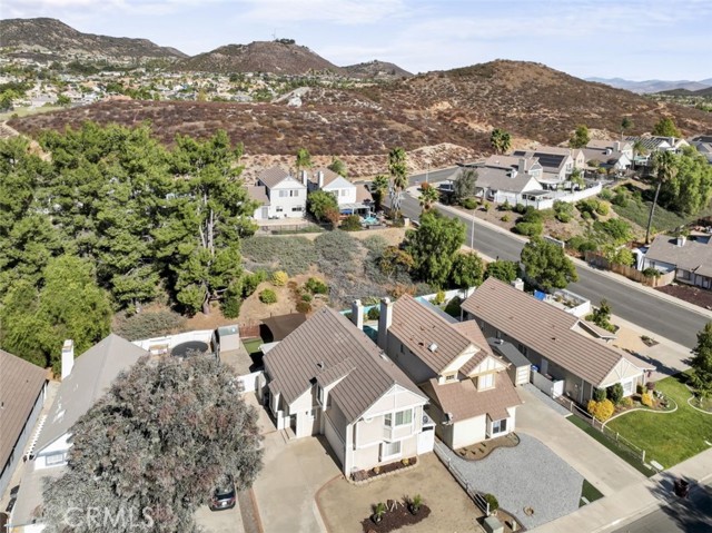 Detail Gallery Image 5 of 32 For 23856 Falconer Dr, Murrieta,  CA 92562 - 4 Beds | 2/1 Baths