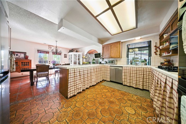 Detail Gallery Image 25 of 50 For 1475 W Hwy 246, Buellton,  CA 93427 - 4 Beds | 2 Baths