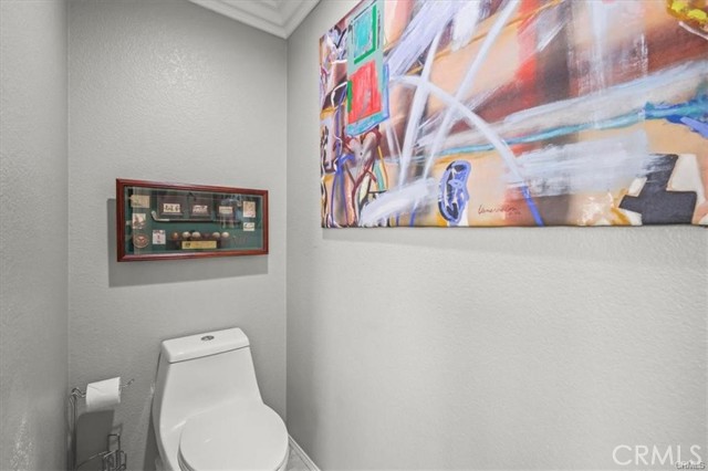 Detail Gallery Image 18 of 28 For 24081 Stone Creek Dr, Valencia,  CA 91354 - 3 Beds | 2/1 Baths