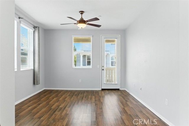 57 Hinterland Way, Ladera Ranch CA: https://media.crmls.org/medias/ea72afff-b7eb-43b1-9509-3faa5be61b4f.jpg