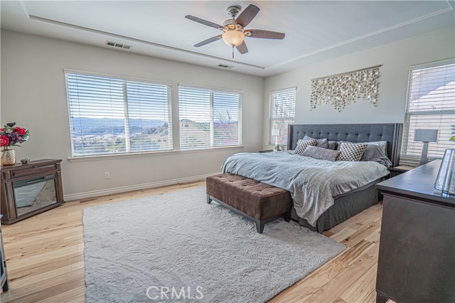 Image 24 of 41 For 28076 Bridlewood