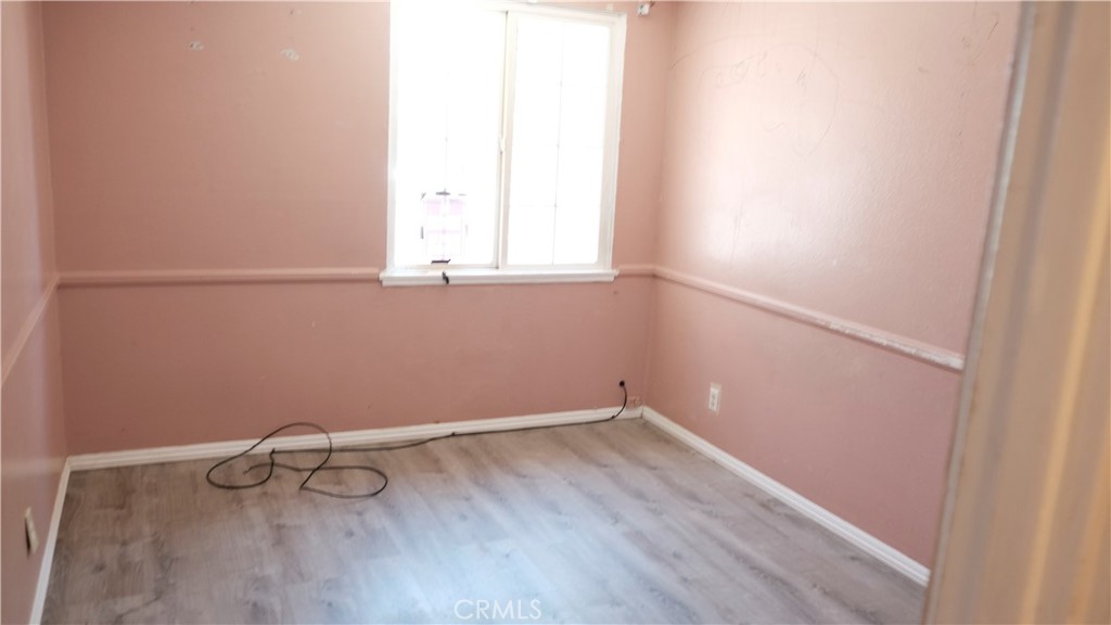 https://media.crmls.org/medias/ea734755-ea18-48ba-8a4e-b8b2c88ac839.jpg?preset=X-Large