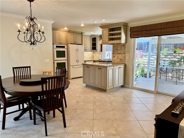 19020 Killoch Way, Porter Ranch CA: https://media.crmls.org/medias/ea73b4cc-97cd-4010-8520-70c616afaa44.jpg