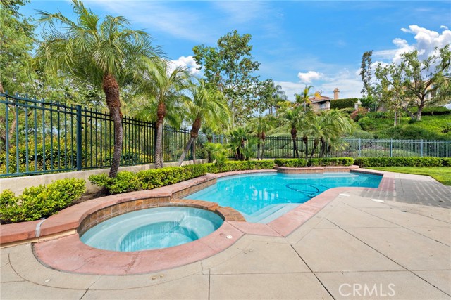 3 Sepulveda, Rancho Santa Margarita CA: https://media.crmls.org/medias/ea73c4ee-37ba-4b80-8de5-06832c4d2c76.jpg