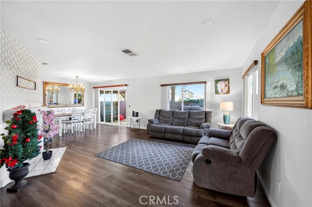 Detail Gallery Image 11 of 11 For 9322 Shadowood Dr a,  Montclair,  CA 91763 - 3 Beds | 2/1 Baths