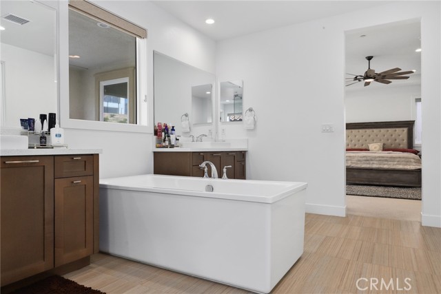 20535 W Bluebird Court, Porter Ranch CA: https://media.crmls.org/medias/ea74065f-ff61-4745-8d48-4d4c3c8cf0a5.jpg