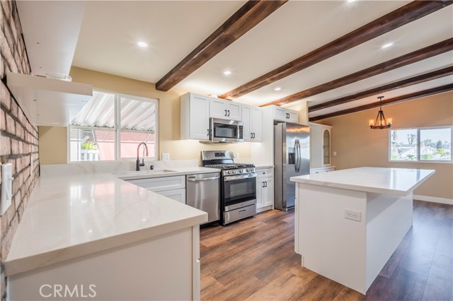 1456 E Philidelphia Street, Ontario CA: https://media.crmls.org/medias/ea74b6a9-7a49-4de9-9d69-5f2050a01c4a.jpg